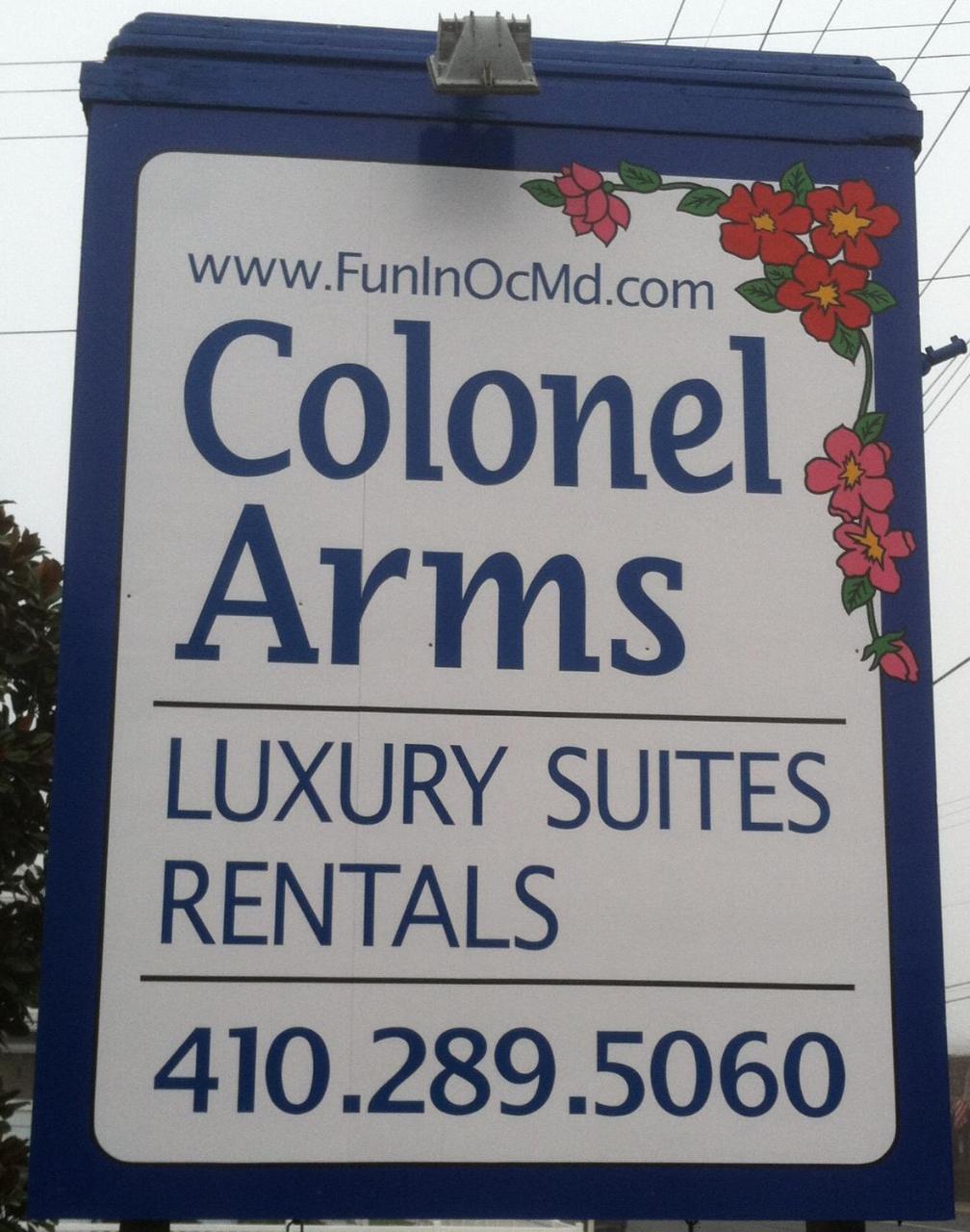 אושן סיטי Colonel Arms Luxury Suites מראה חיצוני תמונה